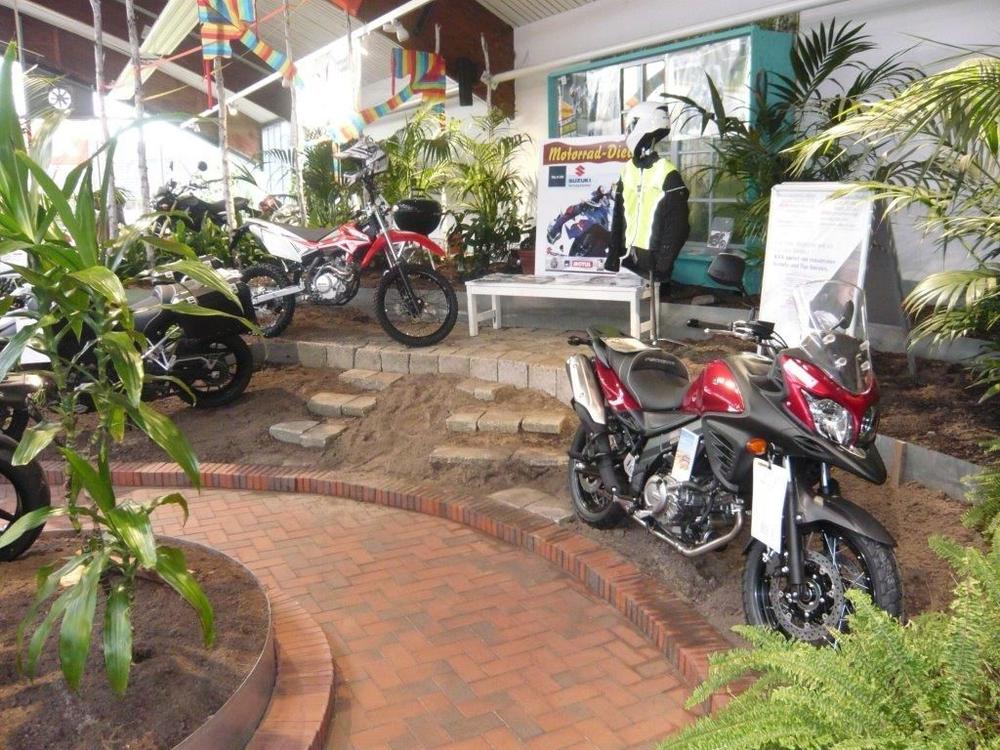 Motorrad-Diele Motorrad-Tage in der Blumenhalle Wiesmoor