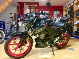Motorrad-Diele | SUZUKI GSX-S 125